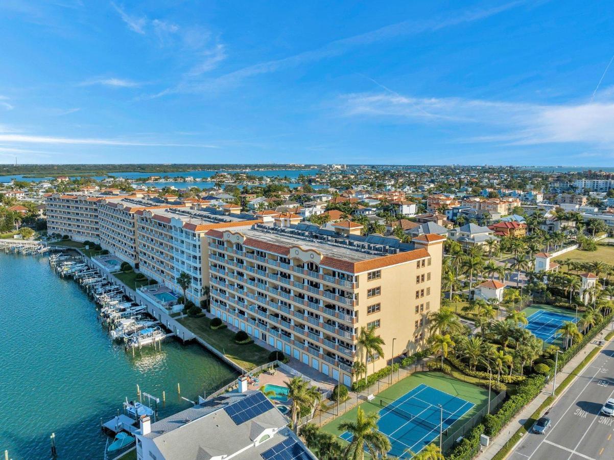 3 Bed 3 Bath Waterfront In Gated Community Apartment St. Pete Beach