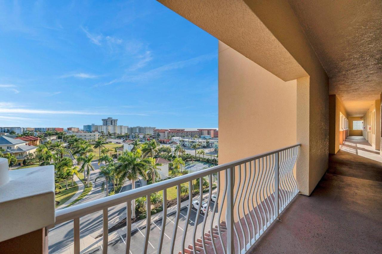 Apartment 3 Bed 3 Bath Waterfront In Gated Community St. Pete Beach