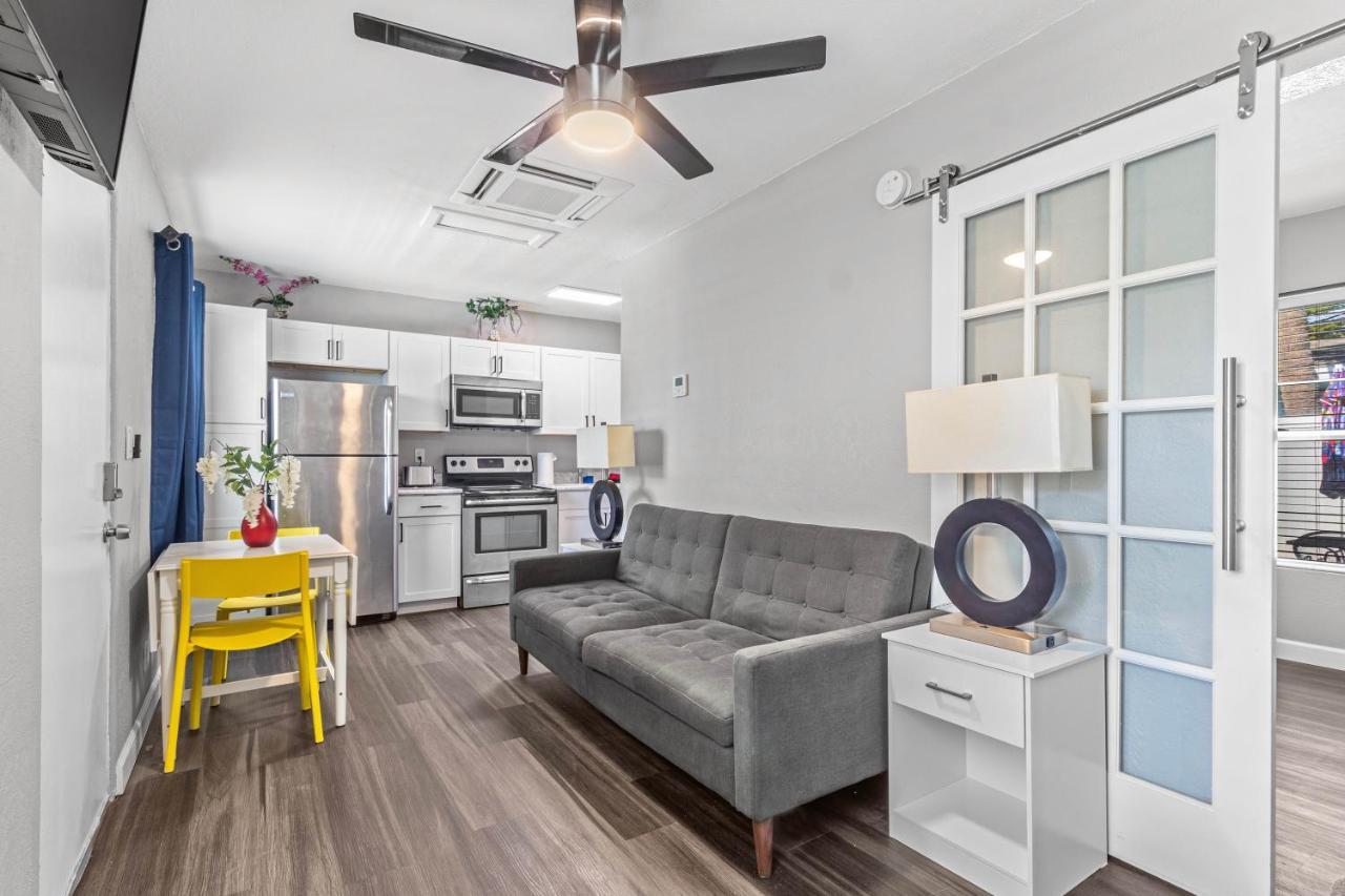 Park Shore Suites At Madeira Apartment St. Pete Beach
