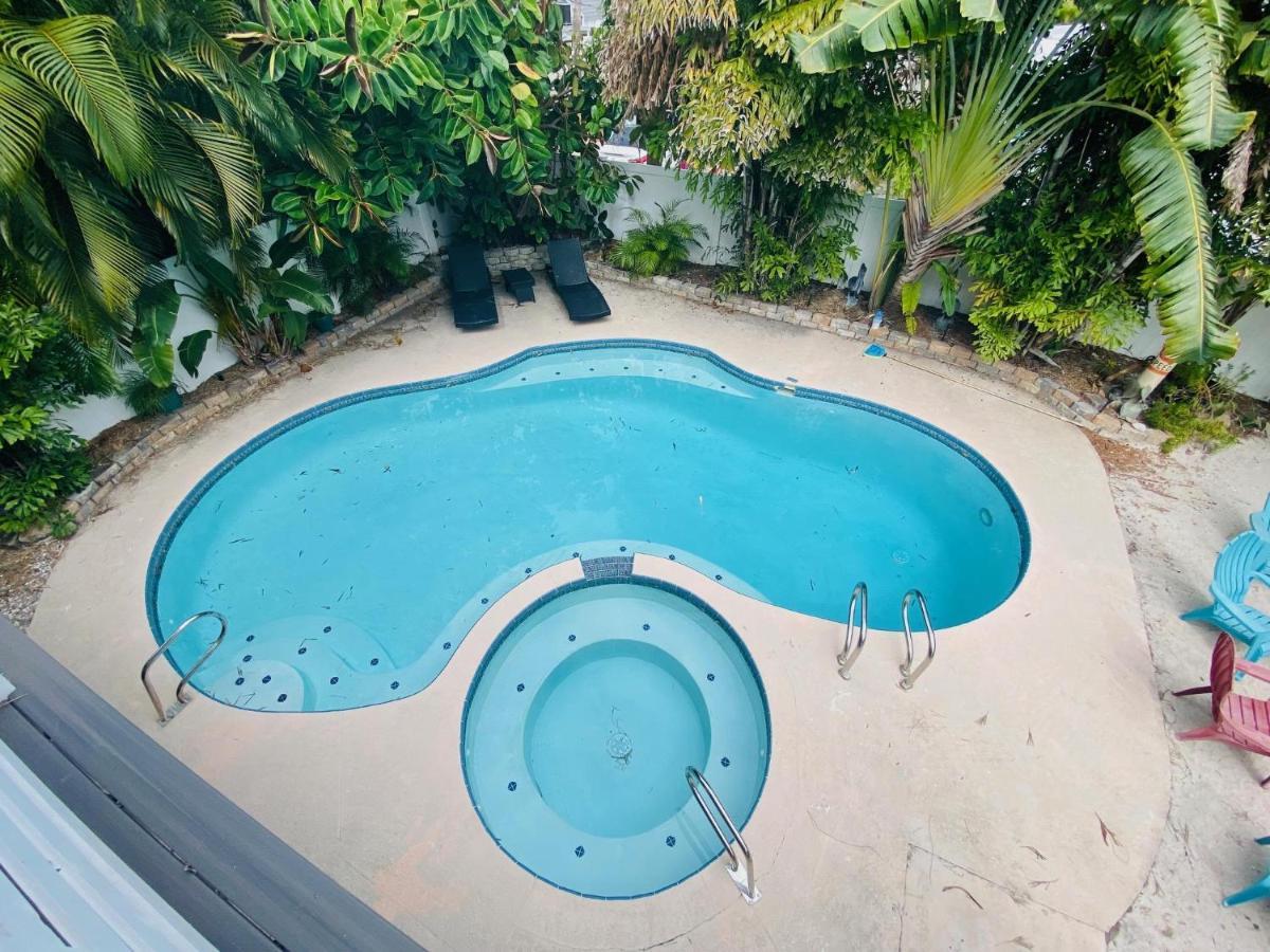 St Pete Don Cesar Place Pool Holiday home *