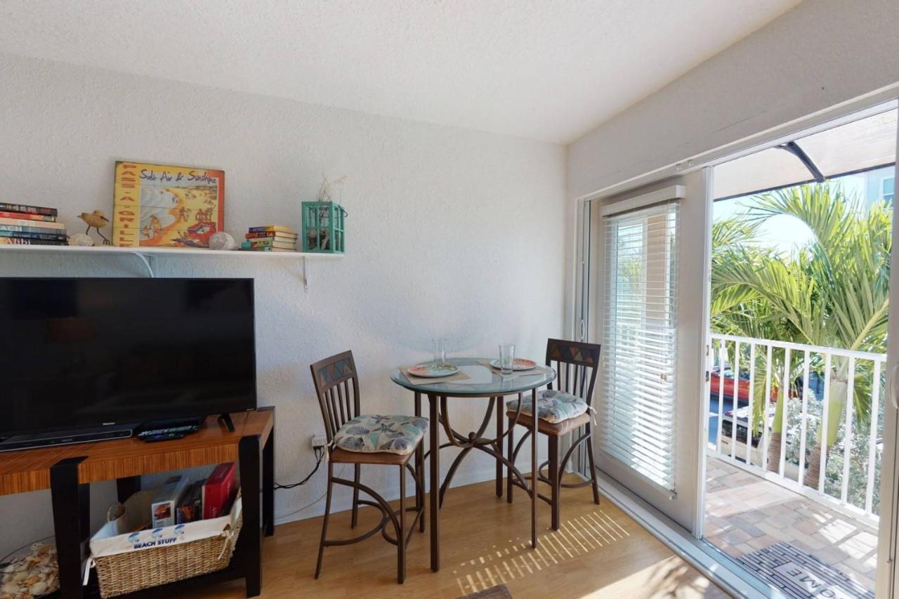 Holiday home 8 - Club At Pass-a-grille