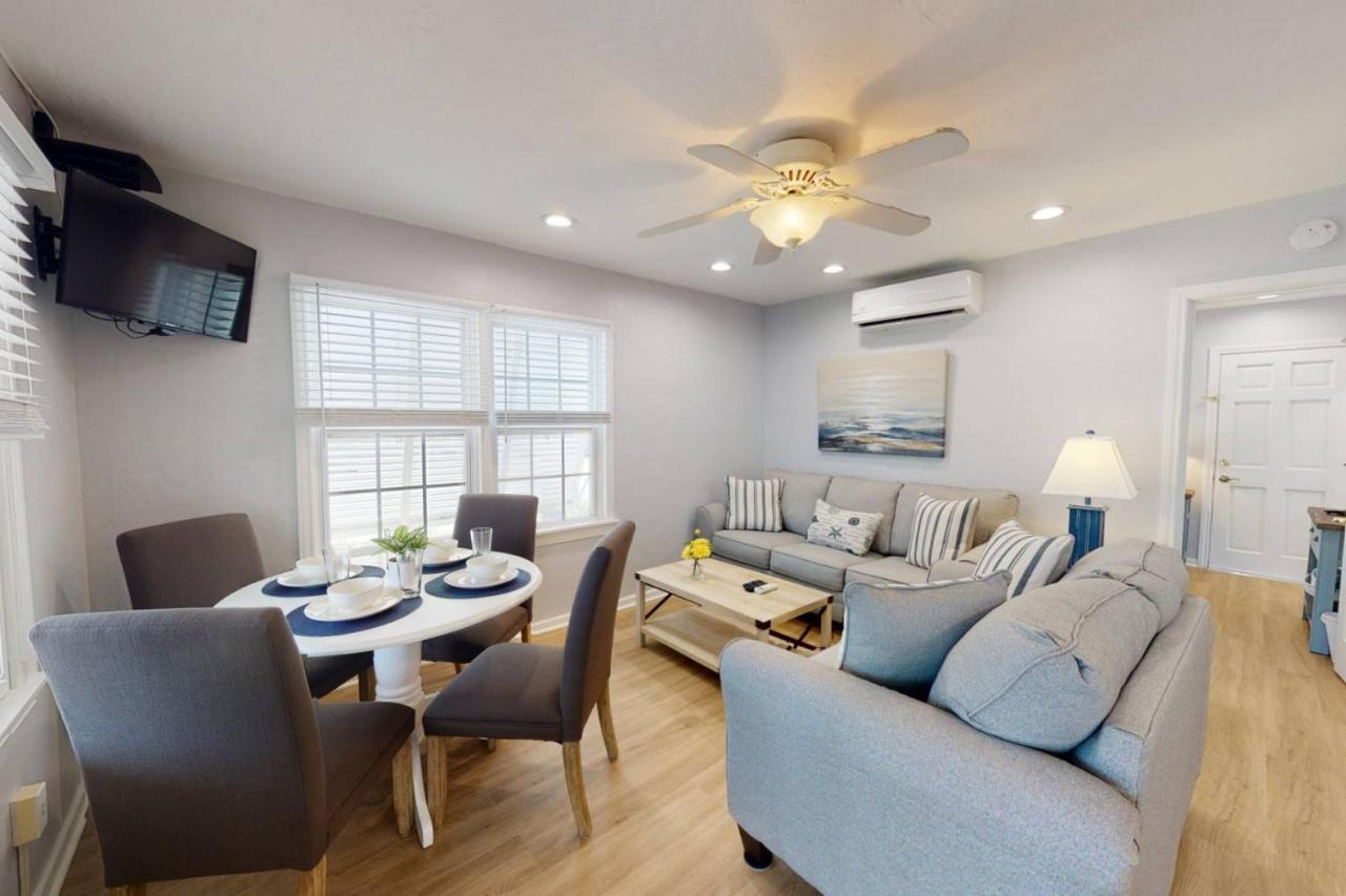 Holiday home 8 - Island Paradise - Tropic Sun St. Pete Beach