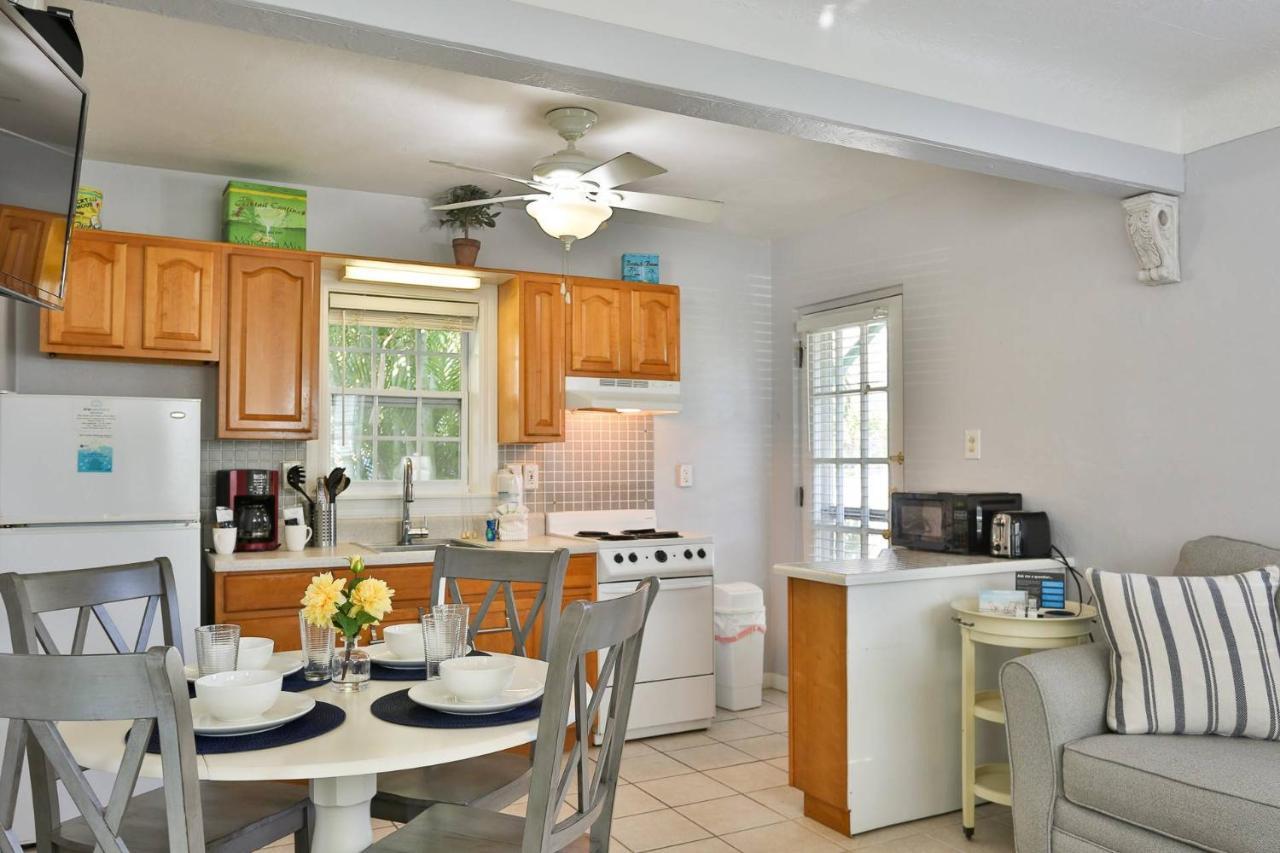 Holiday home 1 - Island Paradise - Sweet Jasmine St. Pete Beach