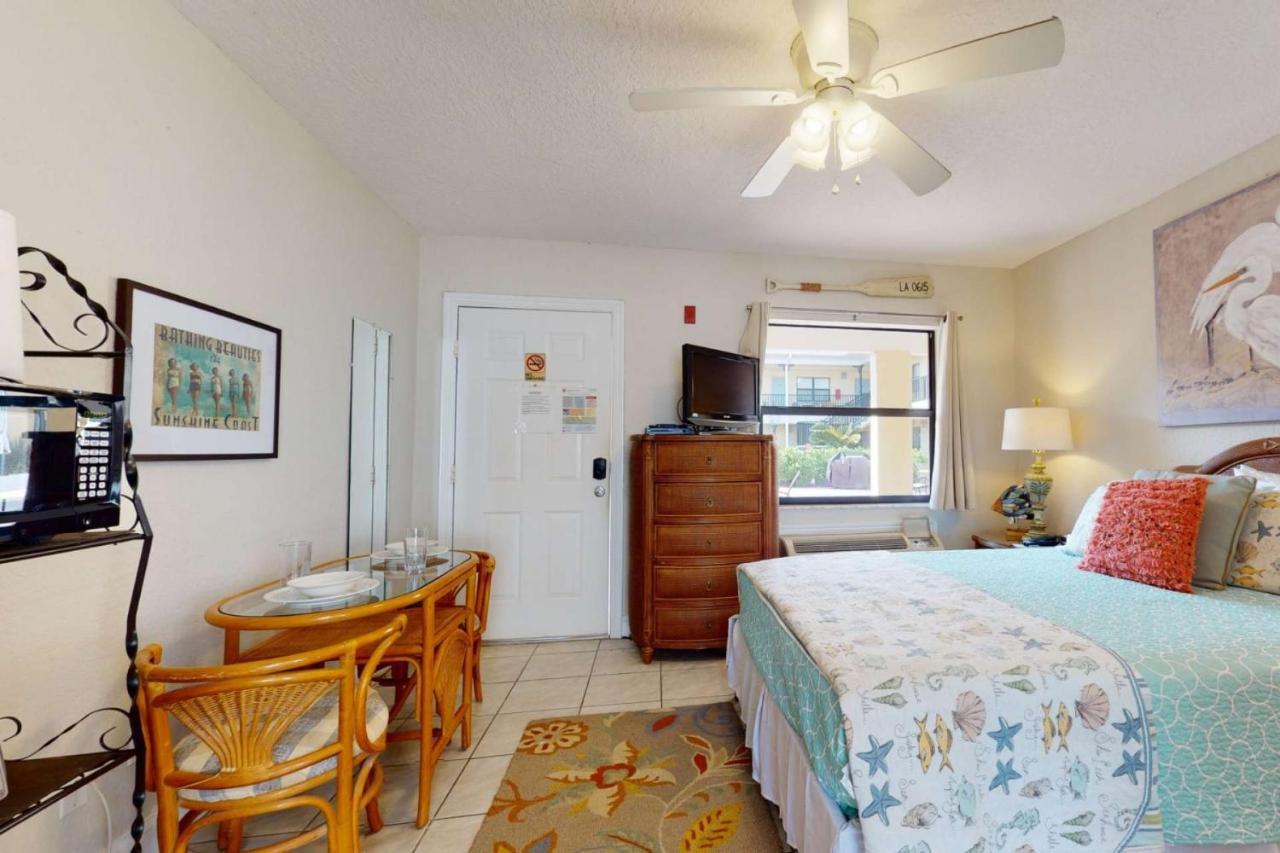 Holiday home 114 - Royal Orleans St. Pete Beach