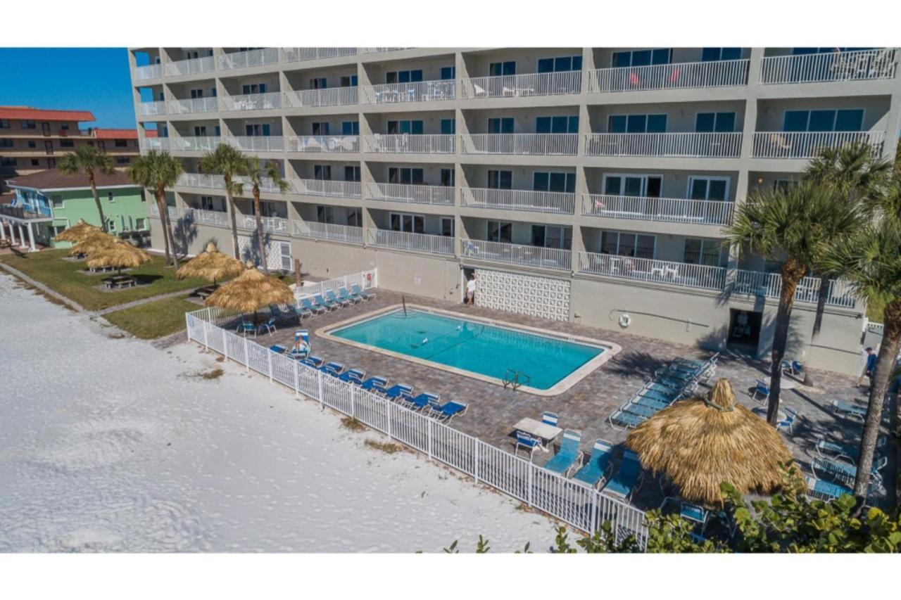 Gorgeous 3 Bedroom In The Perfect Locationseaoats302 Apartment St. Pete Beach