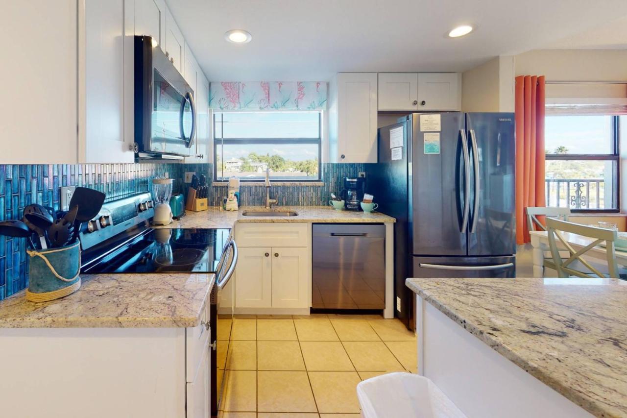 Holiday home 311 - Vistas On The Gulf St. Pete Beach