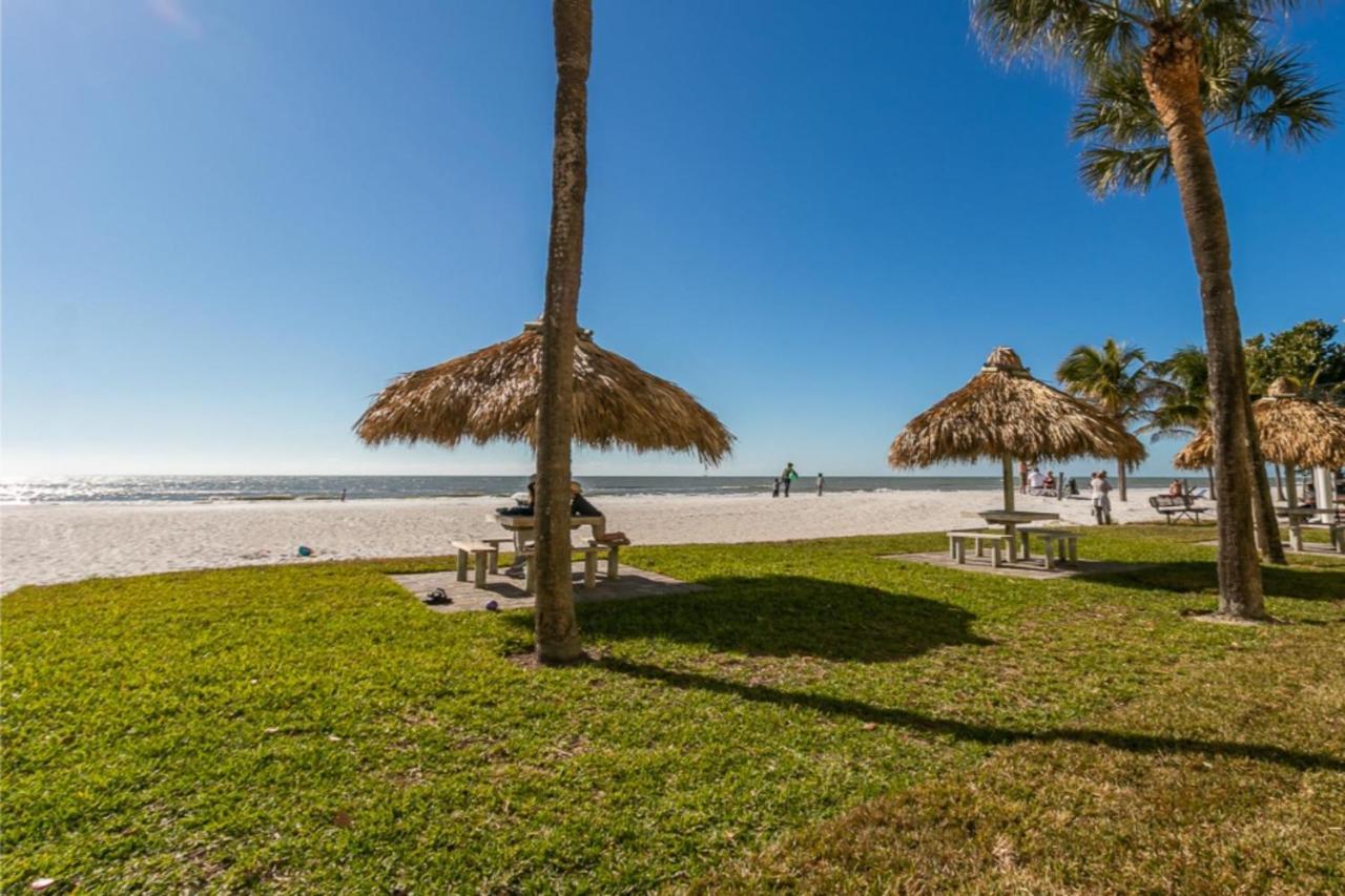 Gorgeous 3 Bedroom In The Perfect Locationseaoats302 *