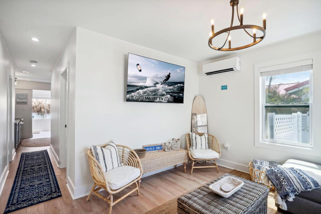 Twin Tiki - Full - 4 Bedroom * St. Pete Beach