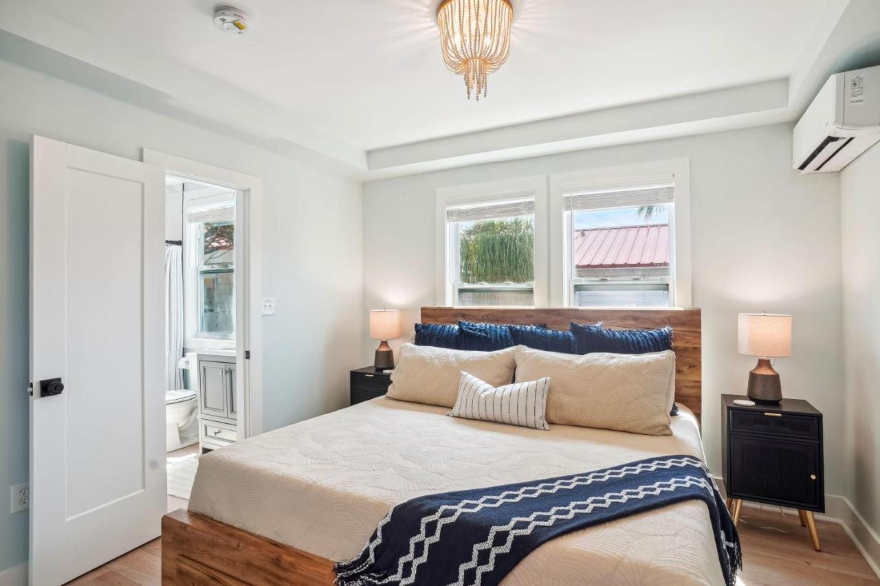 Twin Tiki - Full - 4 Bedroom Holiday home St. Pete Beach
