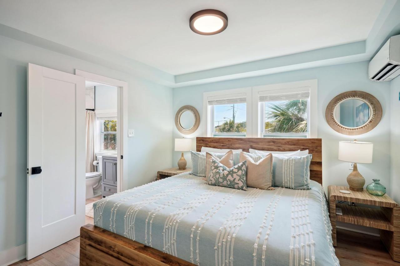 Twin Tiki - Full - 4 Bedroom Holiday home *