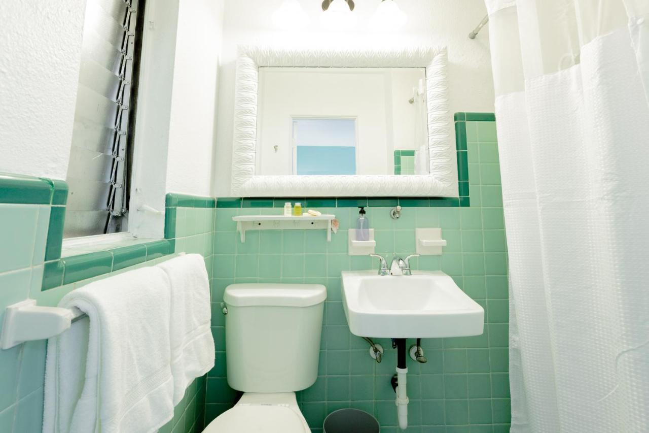 Of Treasure Island Hotel *