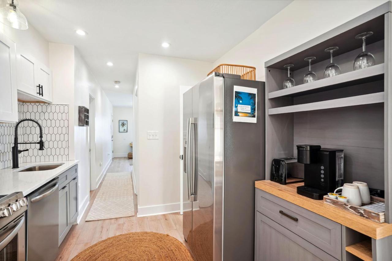 Twin Tiki Units 1 And 2 - Downstairs Holiday home St. Pete Beach