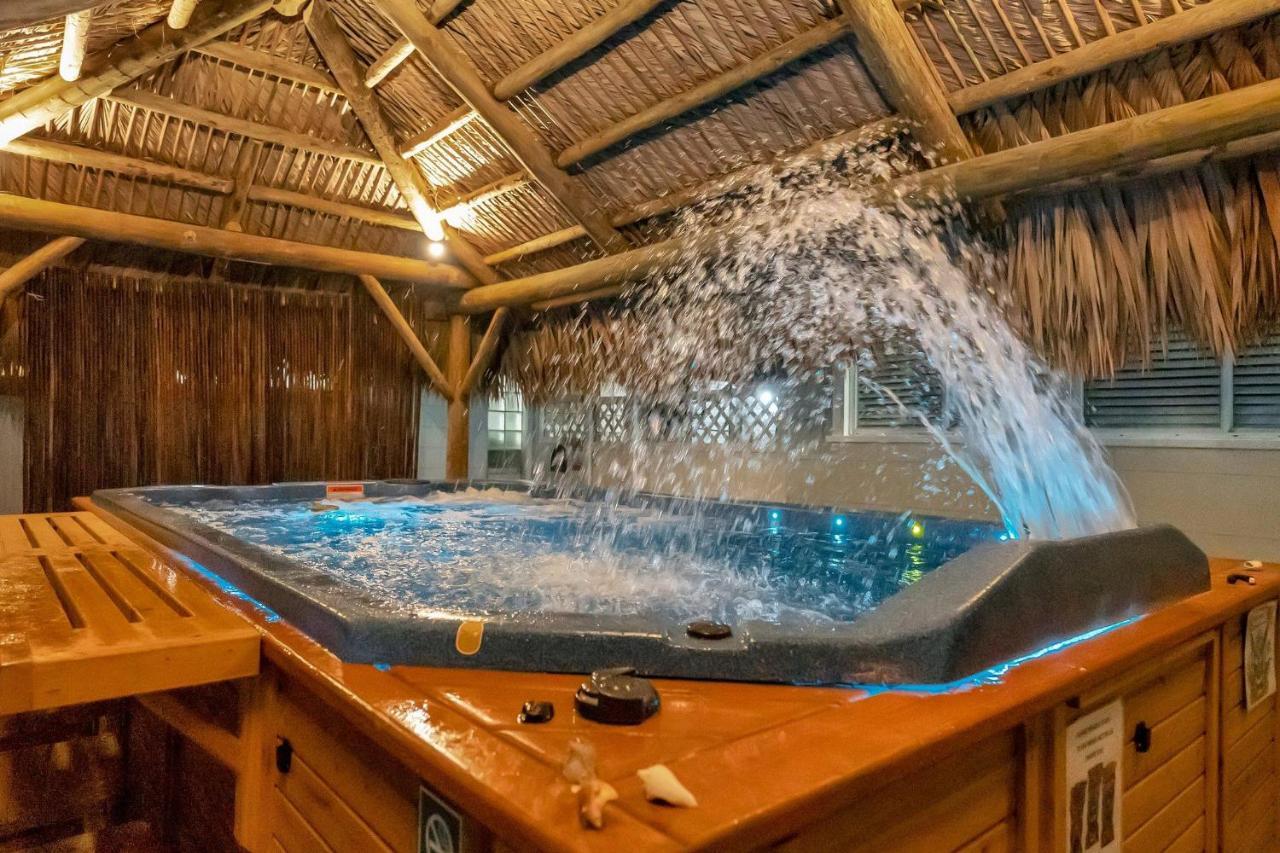 Twin Tiki 2 Holiday home *
