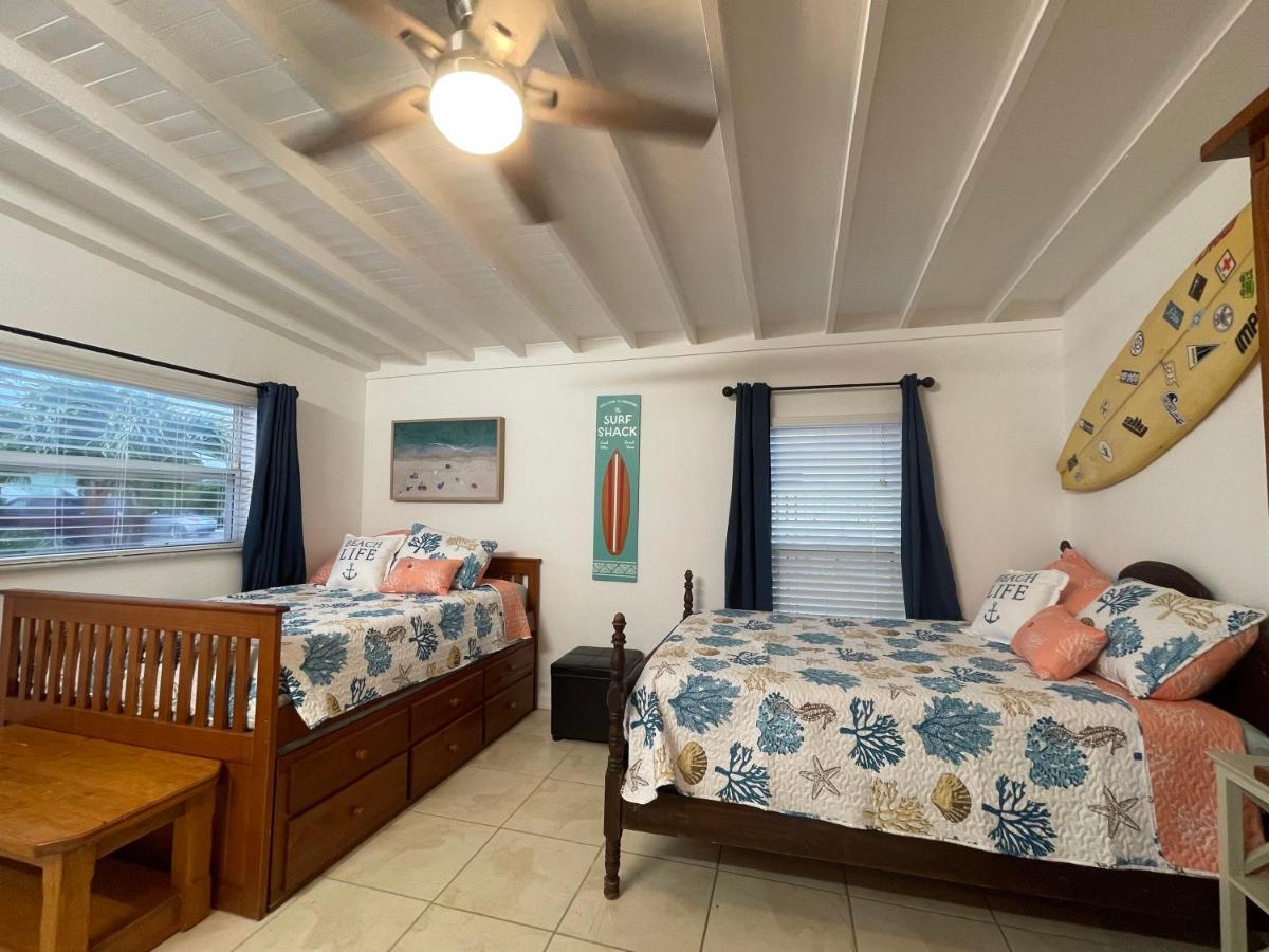 Holiday home Waterfront Boat Lift