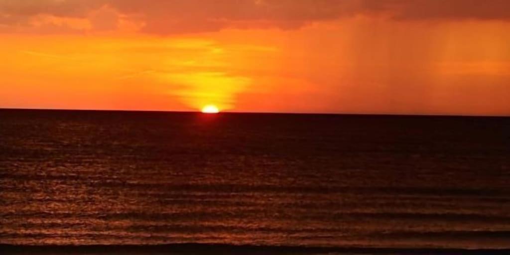 1br 1ba Northstar Bungalow. Just Steps To The And The Bay. * St. Pete Beach