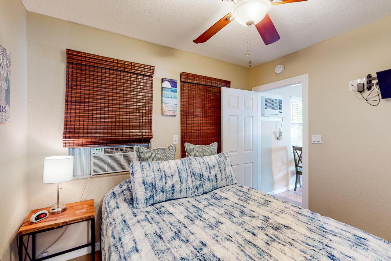 Sea Breezy - Entire * St. Pete Beach
