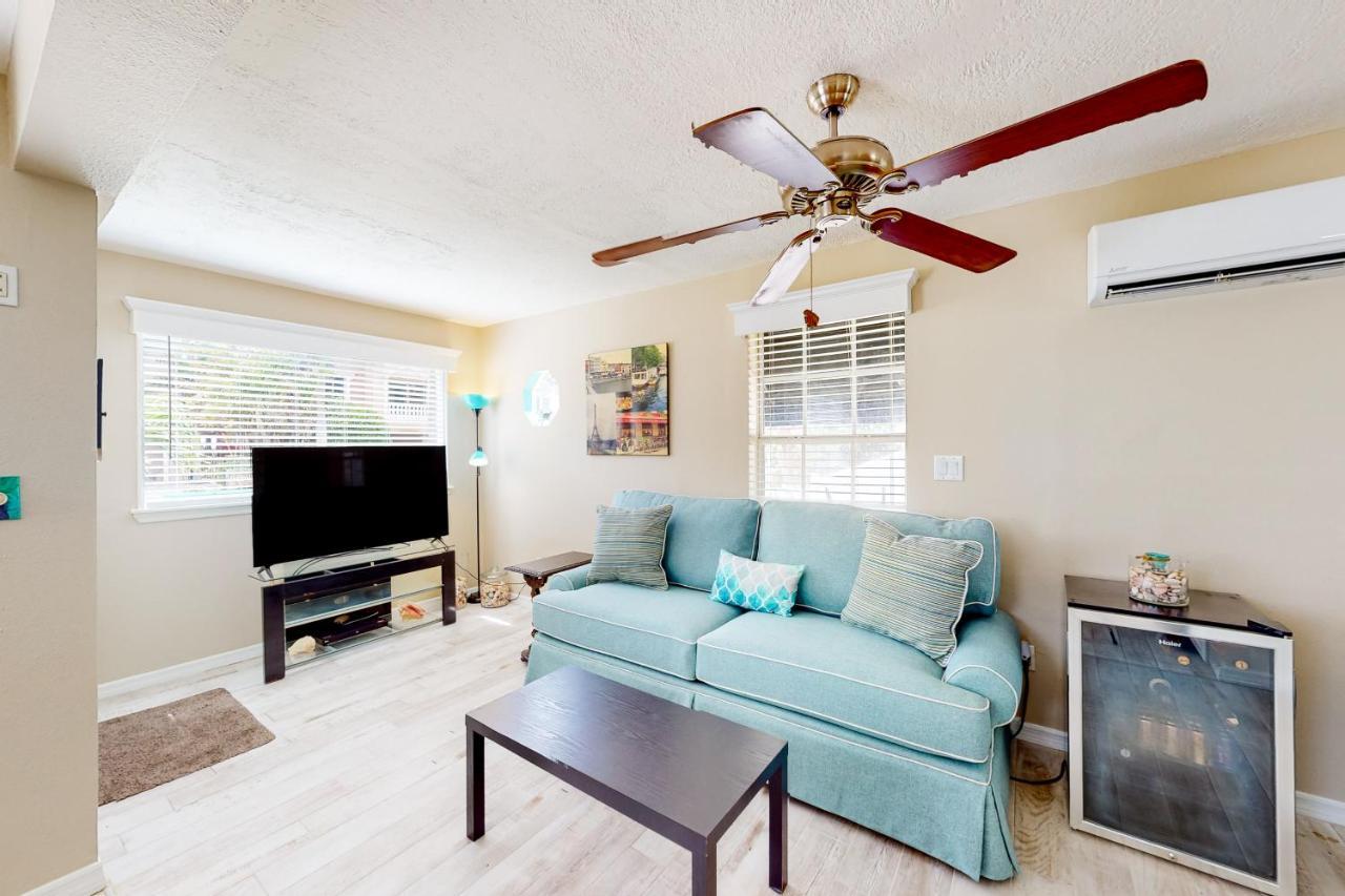 Sea Breezy - Unit 3 Holiday home St. Pete Beach