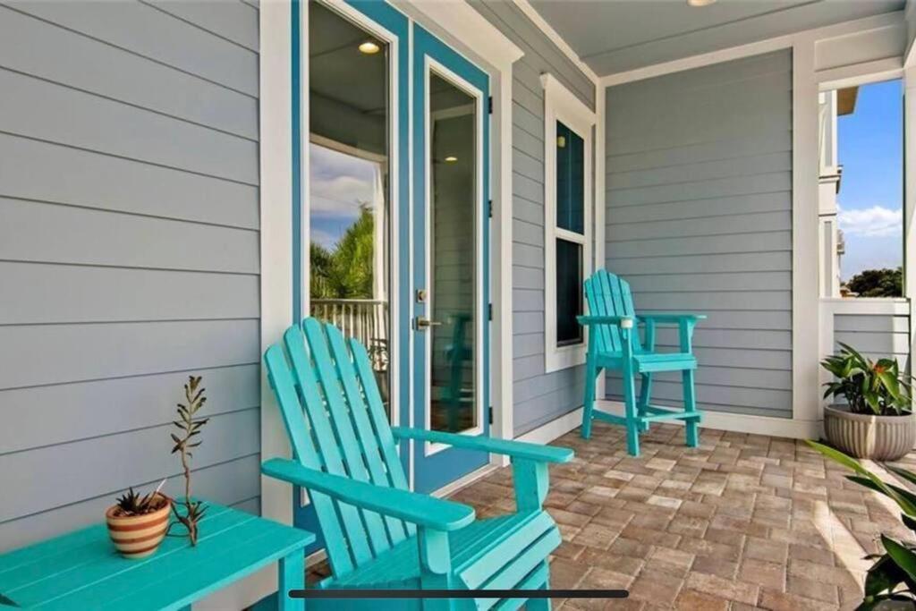 Holiday home Luxurious Modern Townhouse Right Across Beach!! Table Tennis *