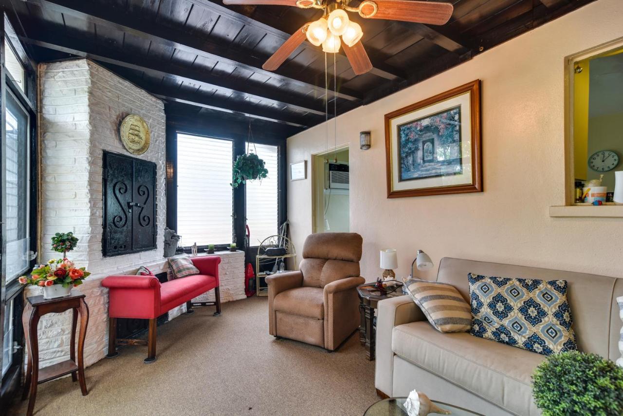 Holiday home Sunny Florida Escape - Patio And Grill, Near Beaches St. Pete Beach