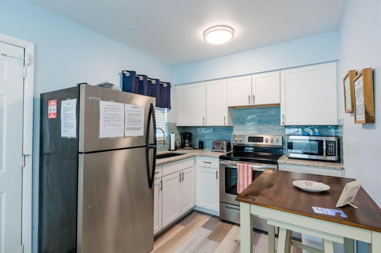 Upham #9 And #10 2br * St. Pete Beach