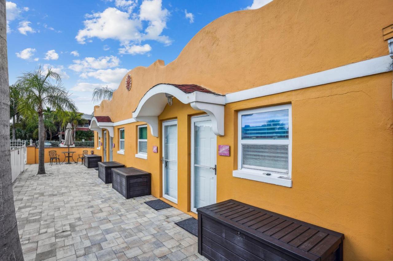 Upham #9 And #10 2br Apartment St. Pete Beach