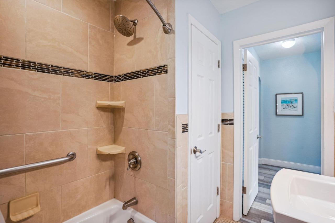 Upham - #9 1br Apartment *