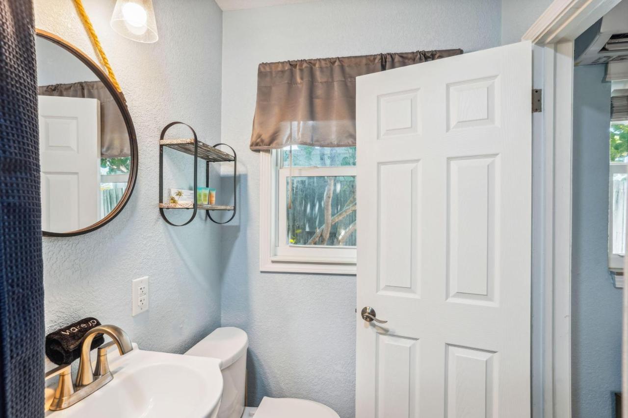 Upham - #4 Apartment *