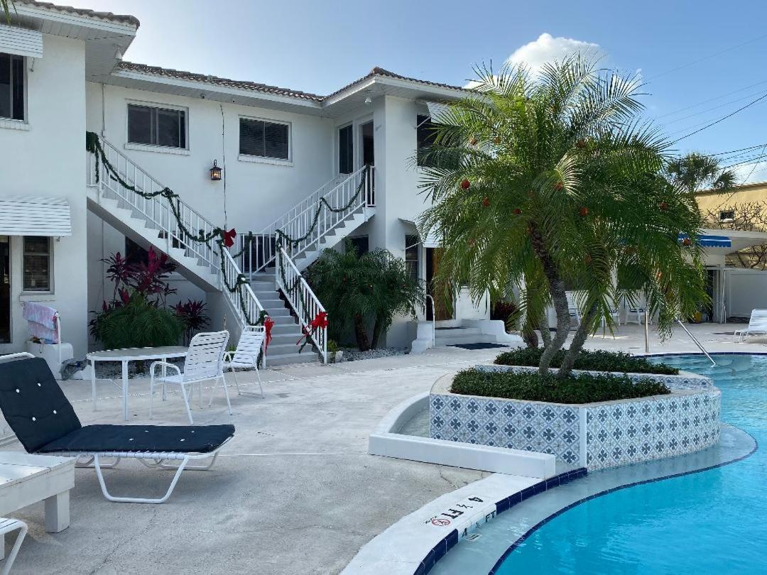 Gulside Resort. Unit 8 St. Pete Beach