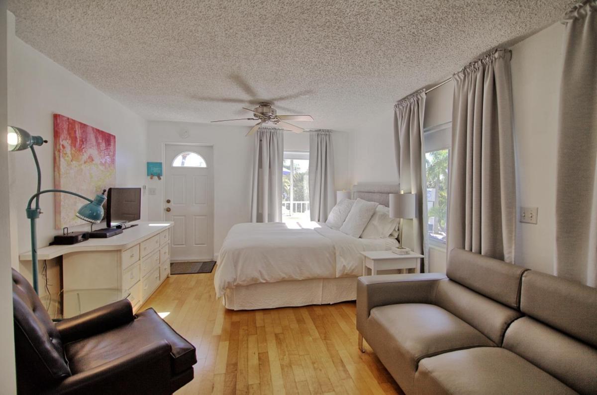 Gulside Resort. Unit 8 Aparthotel St. Pete Beach