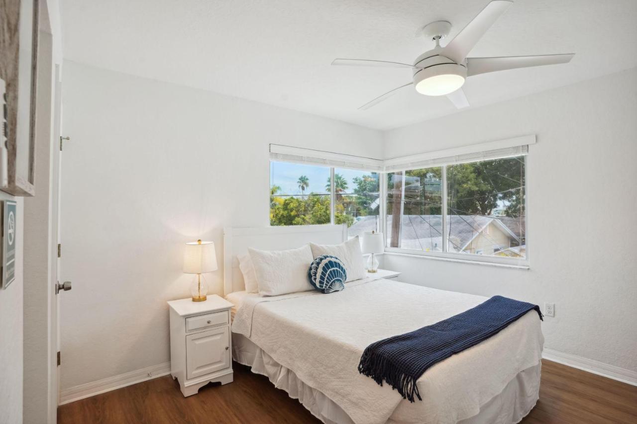 Livin 3 - 3 Bedroom Upstairs Holiday home