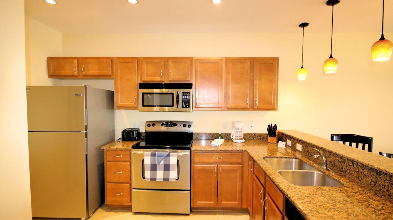 Johns Pass Condo's- Fully Remote Aparthotel
