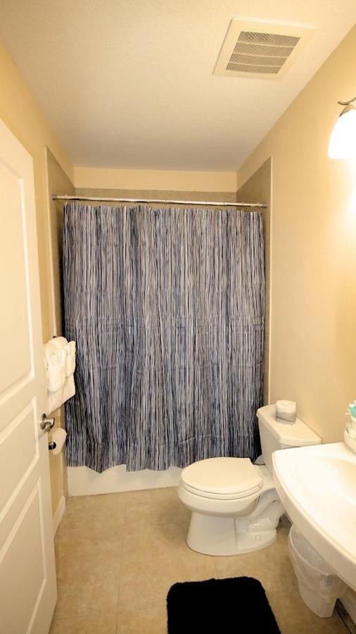 Johns Pass Condo's- Fully Remote Aparthotel