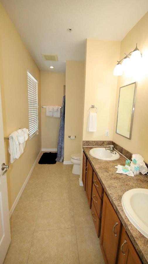 Johns Pass Condo's- Fully Remote * St. Pete Beach