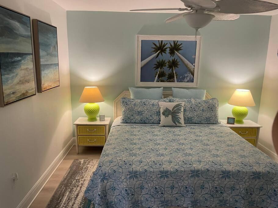 Beachfront On Quiet Treasure Island- 1 Bed St. Pete Beach