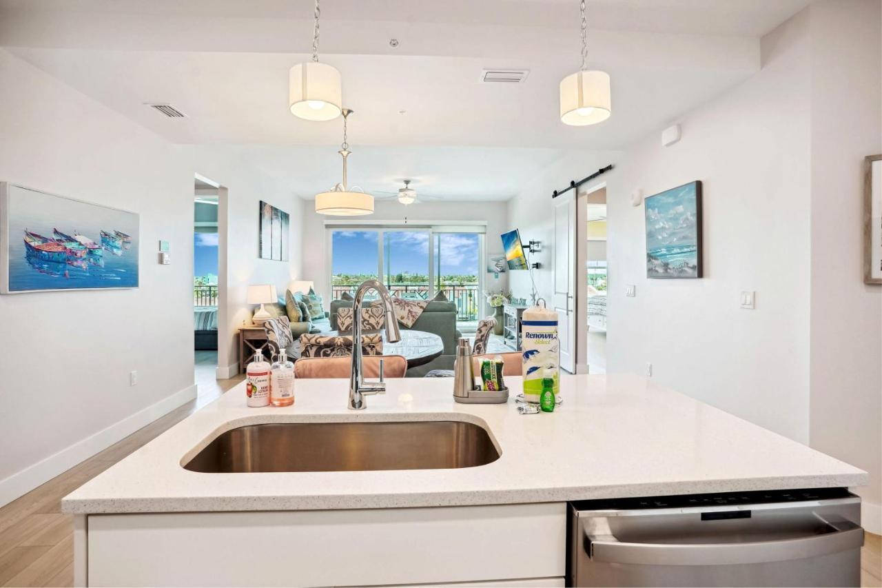 The Harbor 503 - Premier *
