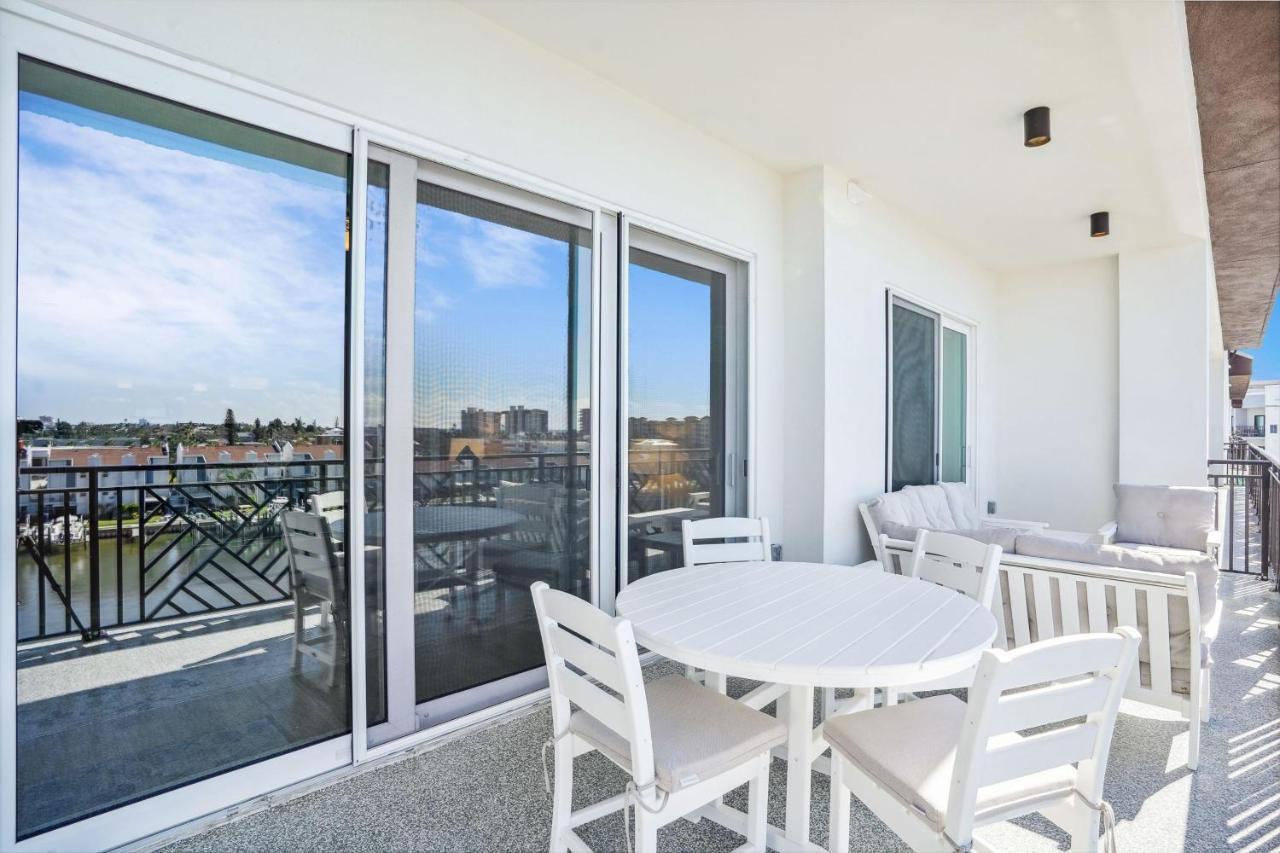 The Harbor 503 - Premier Holiday home