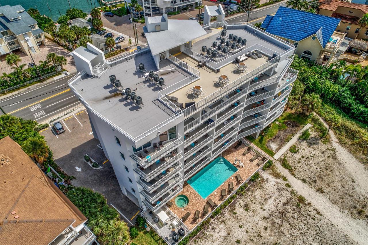 Oceana 305 East St. Pete Beach