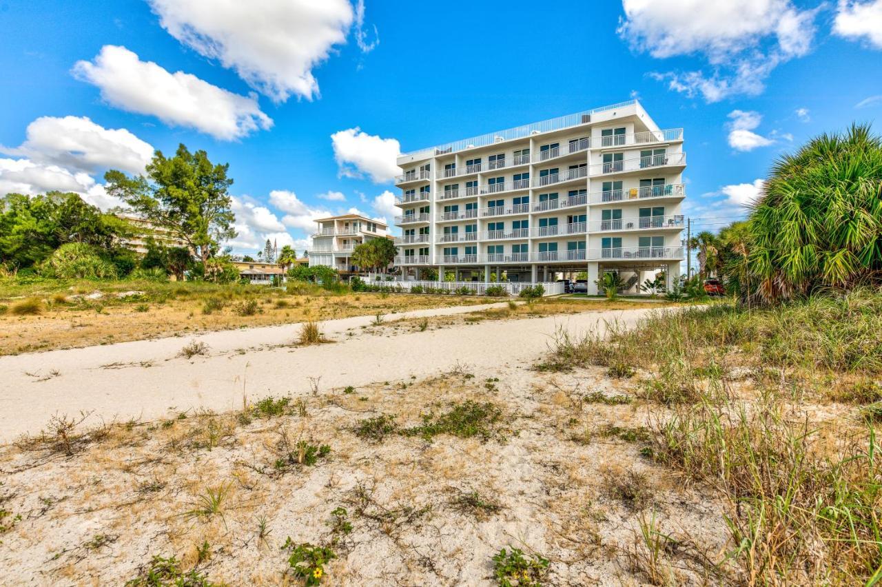 Oceana 305 East *