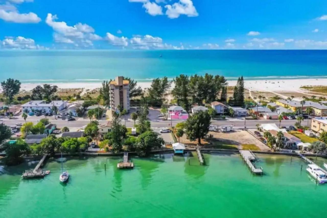 Spectacular Suite-sunset Vistas. 2 Bed Apartment St. Pete Beach