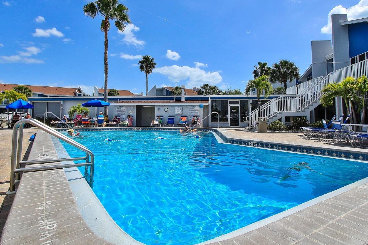 Madeira Yacht Club 343 #g St. Pete Beach