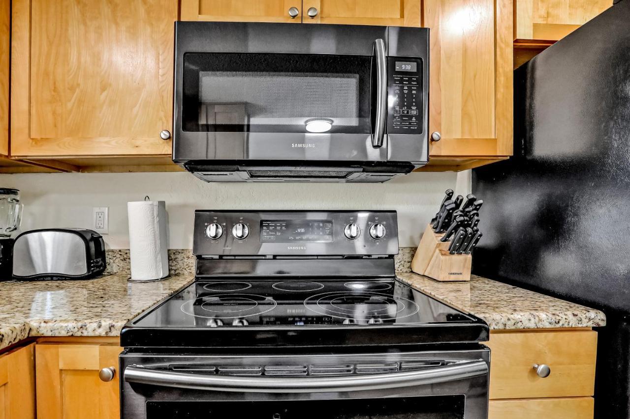 Apartment Waves Unit 2
