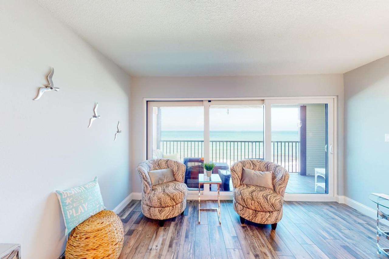 Parrot's Cove Apartment St. Pete Beach