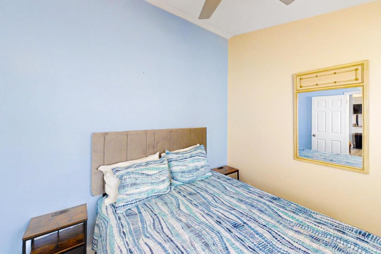 Apartment Dolphin Court #7 *