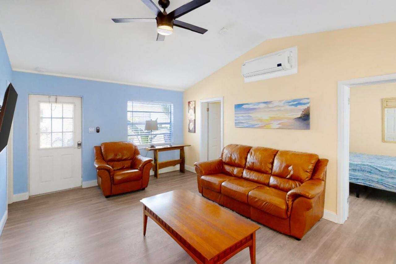 Apartment Dolphin Court #7 St. Pete Beach