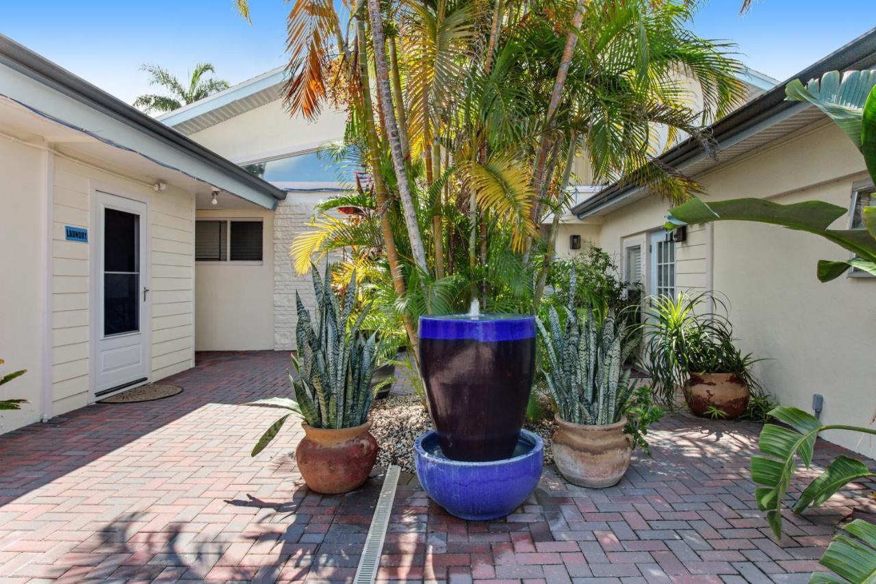 Dolphin Court #7 Apartment St. Pete Beach