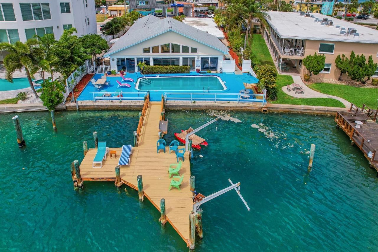 Dolphin Court #7 * St. Pete Beach