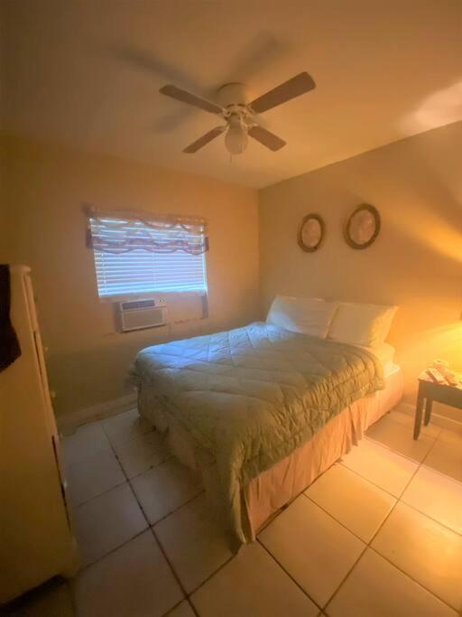 Apartment Private One-bedroom 11 -directly Across From