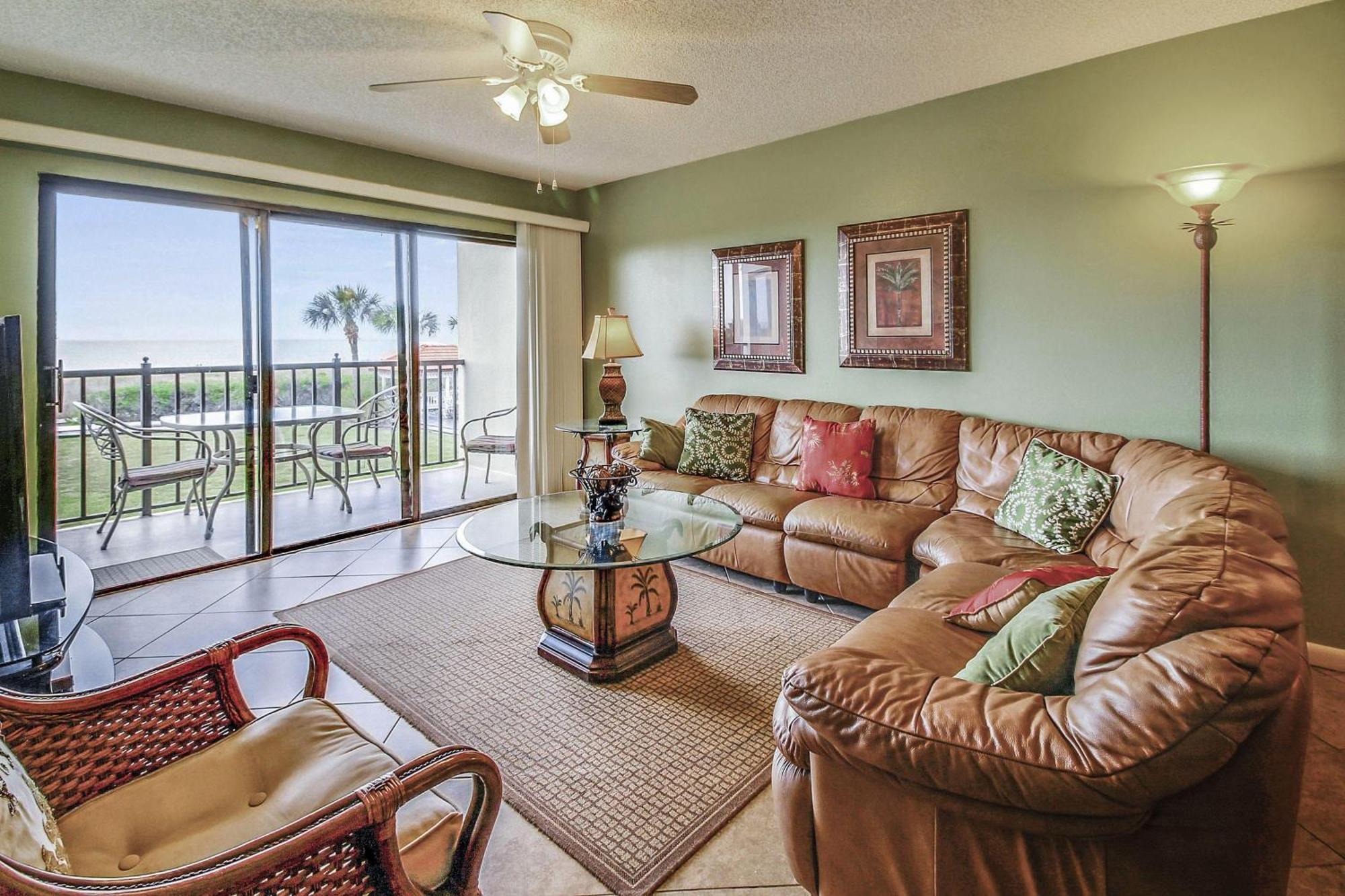 Land's End 9-204 Front Holiday home *
