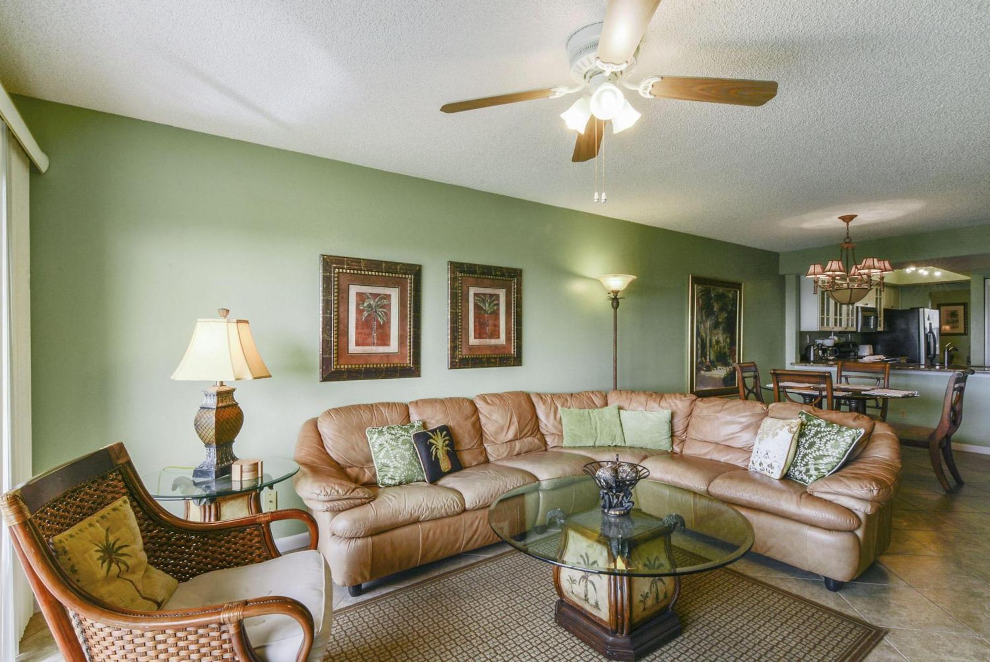 Land's End 9-204 Front Holiday home *