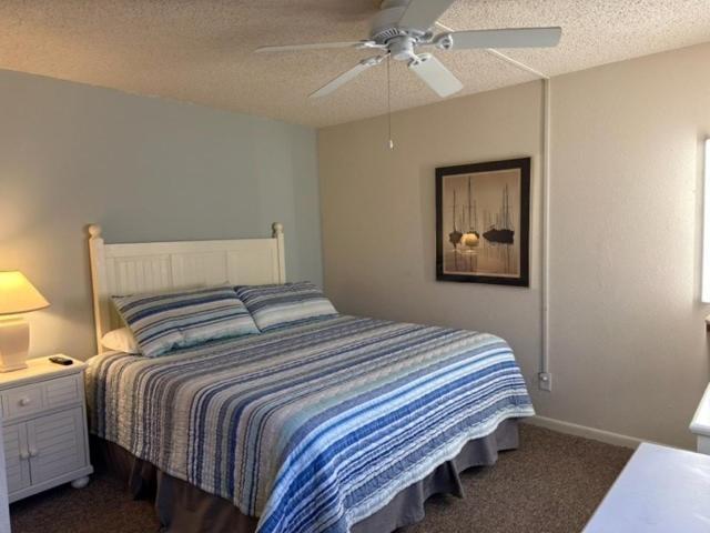 Treasure Island Club 727-360-7096 Aparthotel *